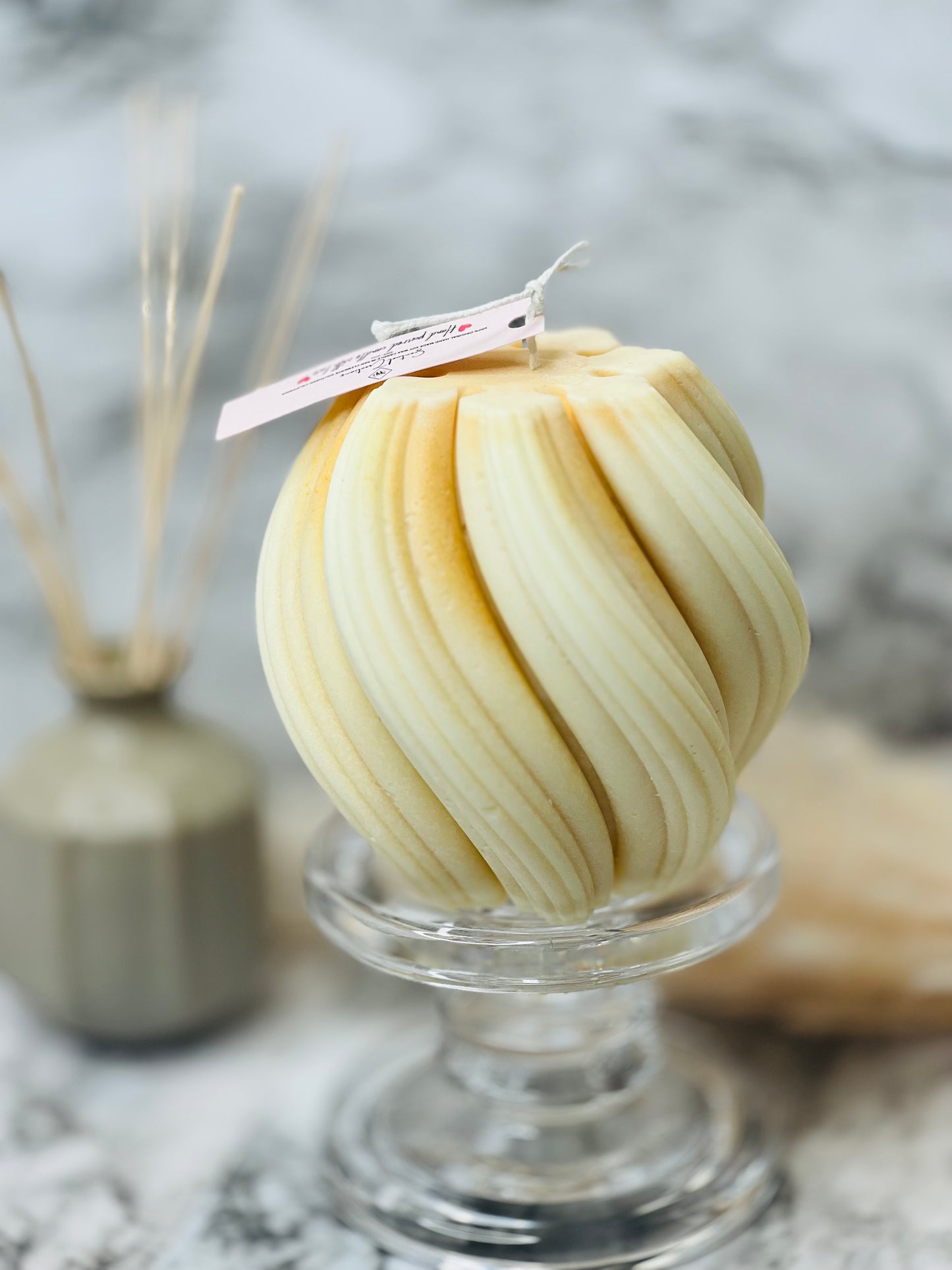 3D Swirl Decor Soy Pillar Candle Custom Candle Home Decor Birthday Gift for Wedding Favor Party Favor Lover Gift